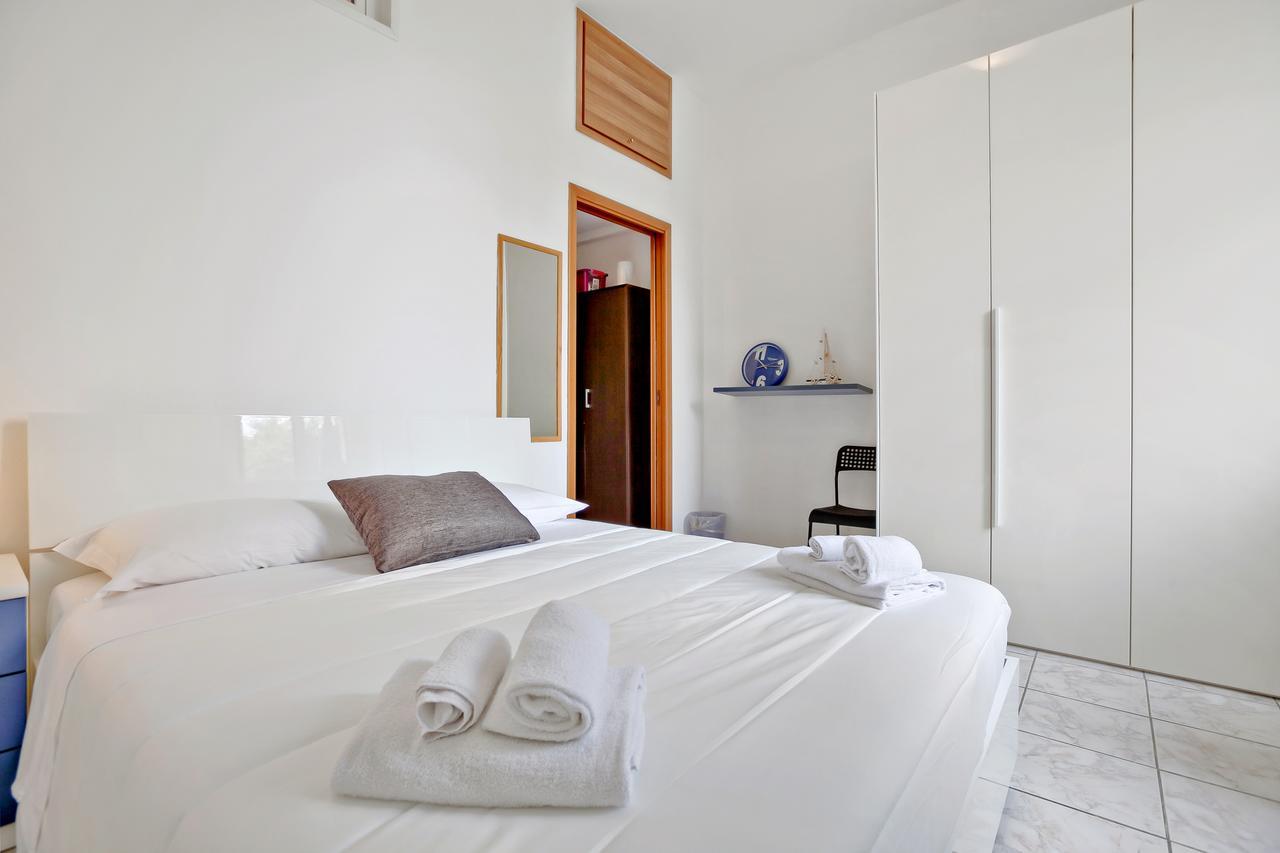 Cenisio Brilliant Flat Apartment Milan Luaran gambar