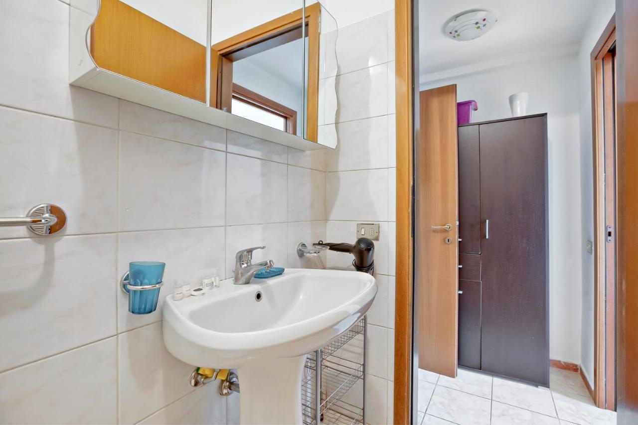 Cenisio Brilliant Flat Apartment Milan Luaran gambar